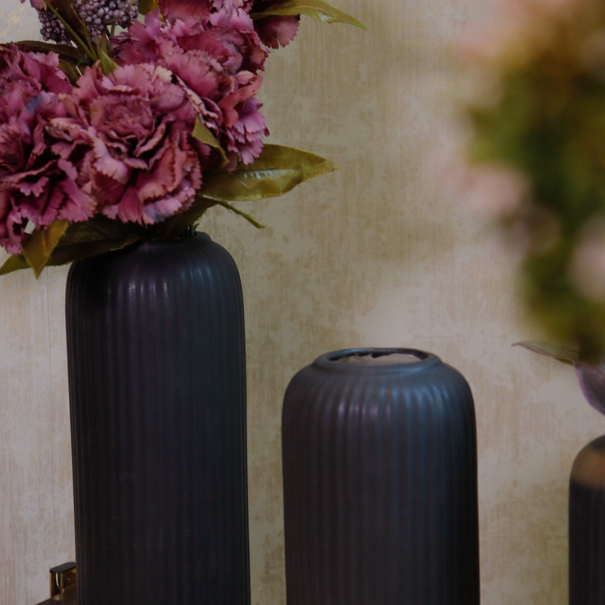 The Luxe : Noir Flower Vase Trio - Ceramic She Wrote