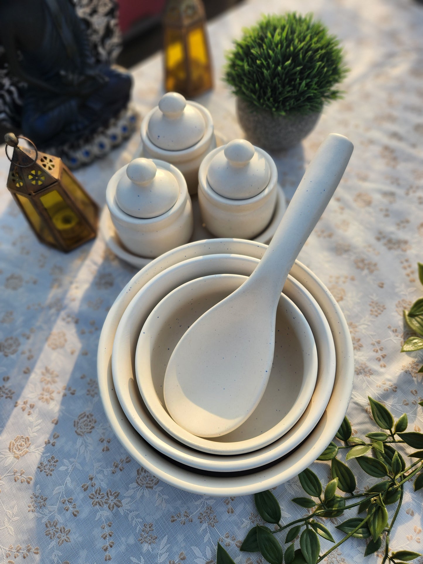 Set of 3 Serving Bowls with Set of 3 Ceramic Pickle and Chutney Jars