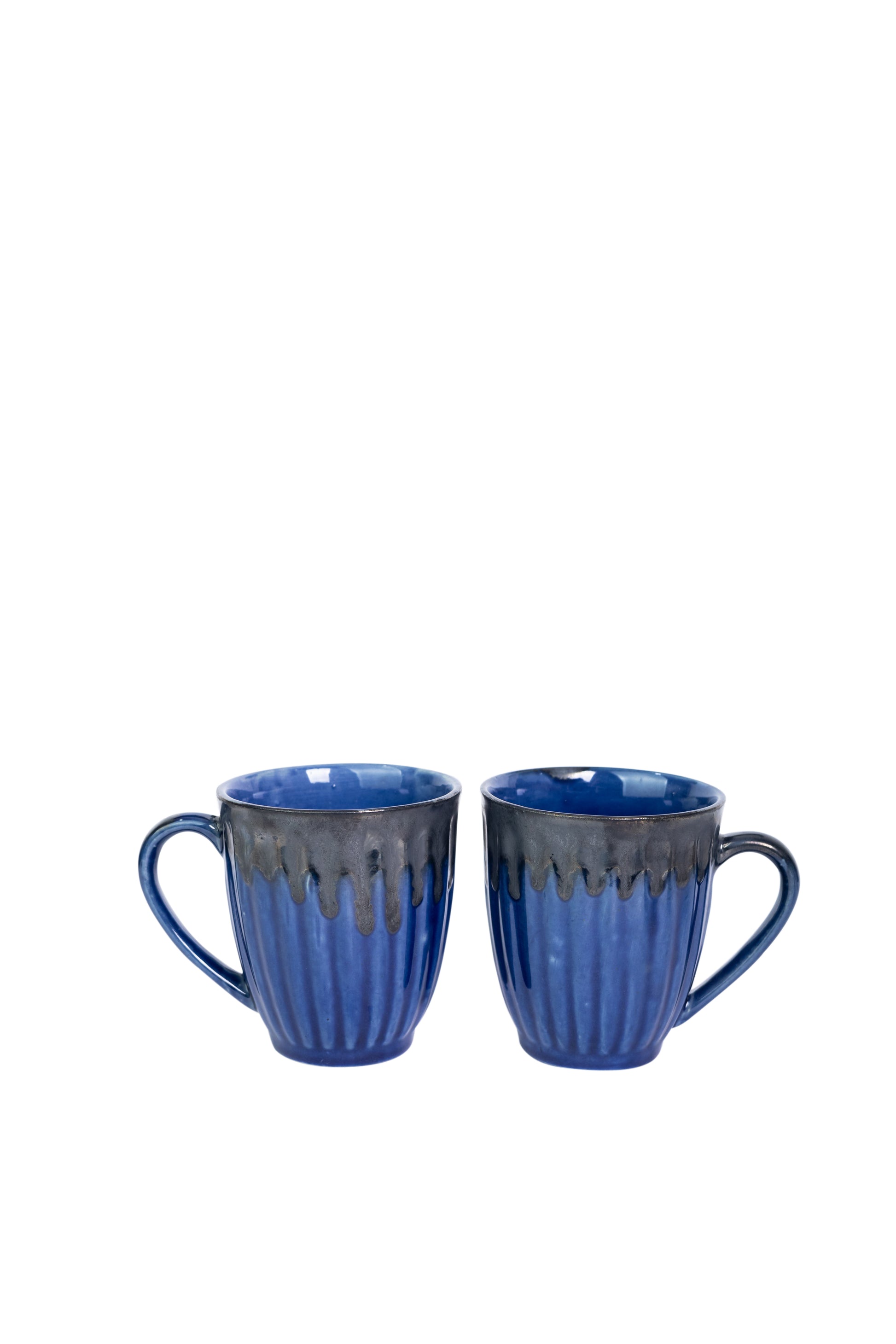 coffee mugs in dripping design