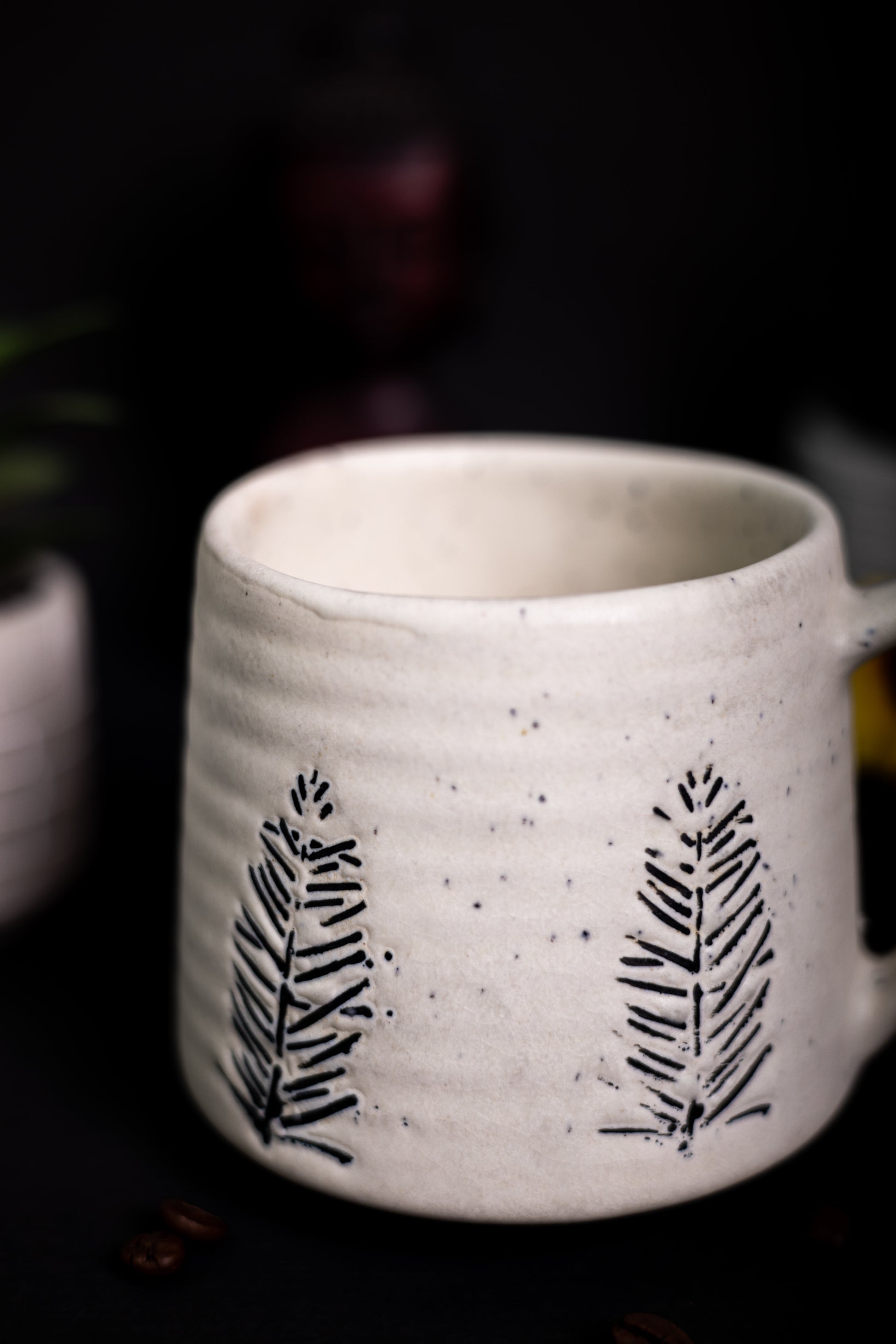 leaf design coffee mug