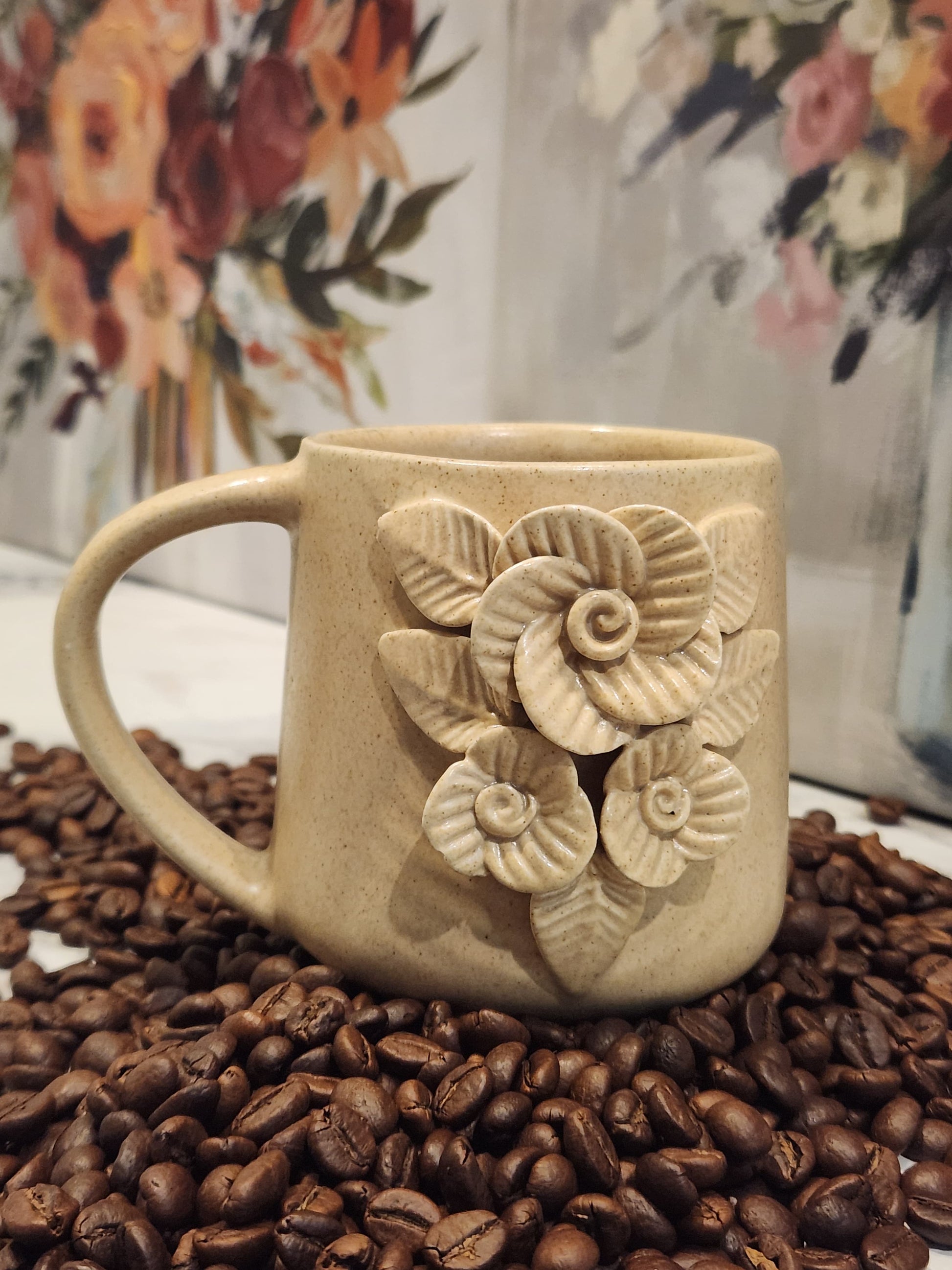 Flower Coffee Mugs in Beige